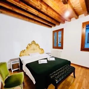 ca-rialto-apartments.hotelinveneto.com/